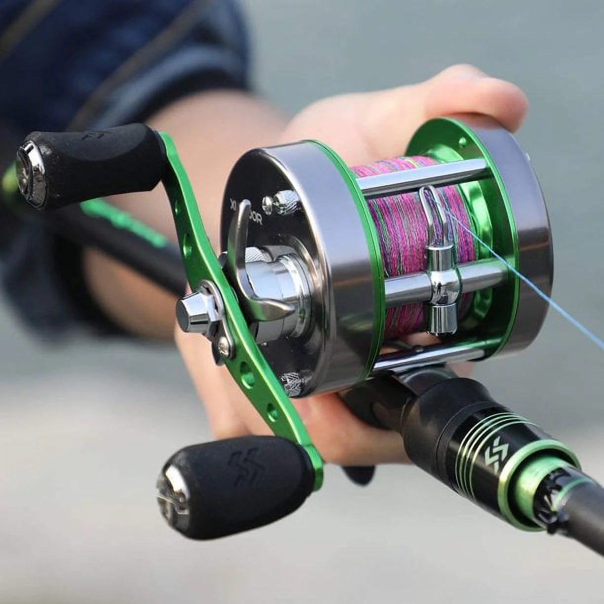 Round Baitcasting Reel Max 22LB Reinforced Metal Body Conventional Reel Z34799