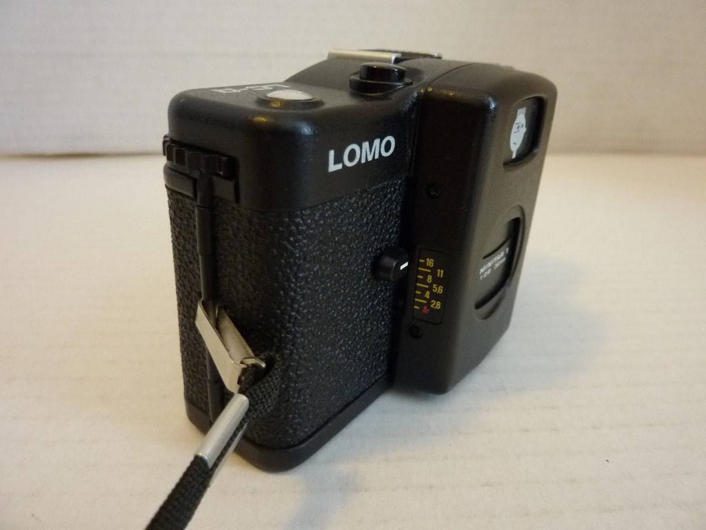 35mm Camera with 32mm Lens A497048