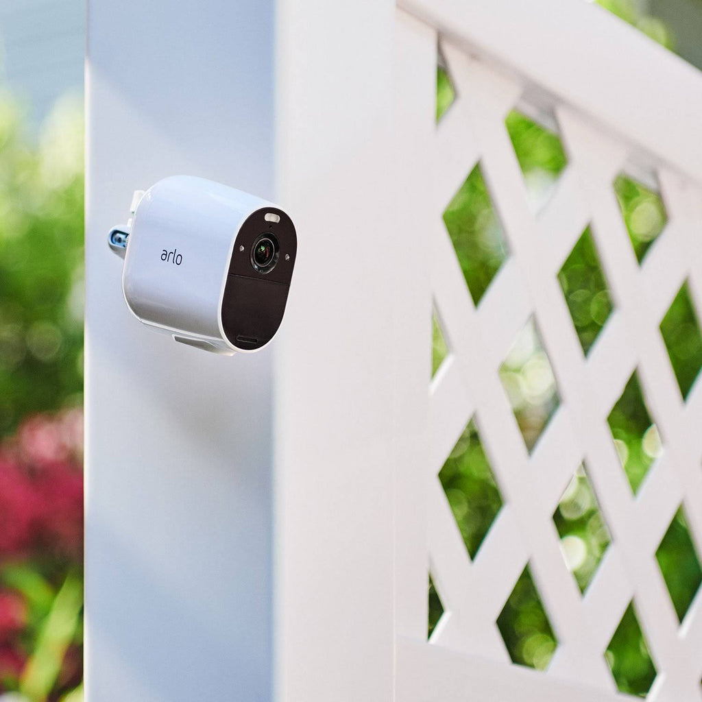 2 Cameras + 1 Solar Panel R600