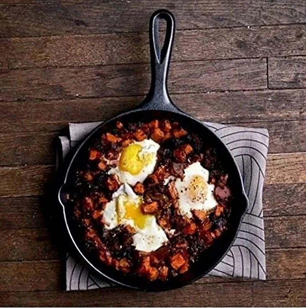10" Cast Iron Skillet Q610