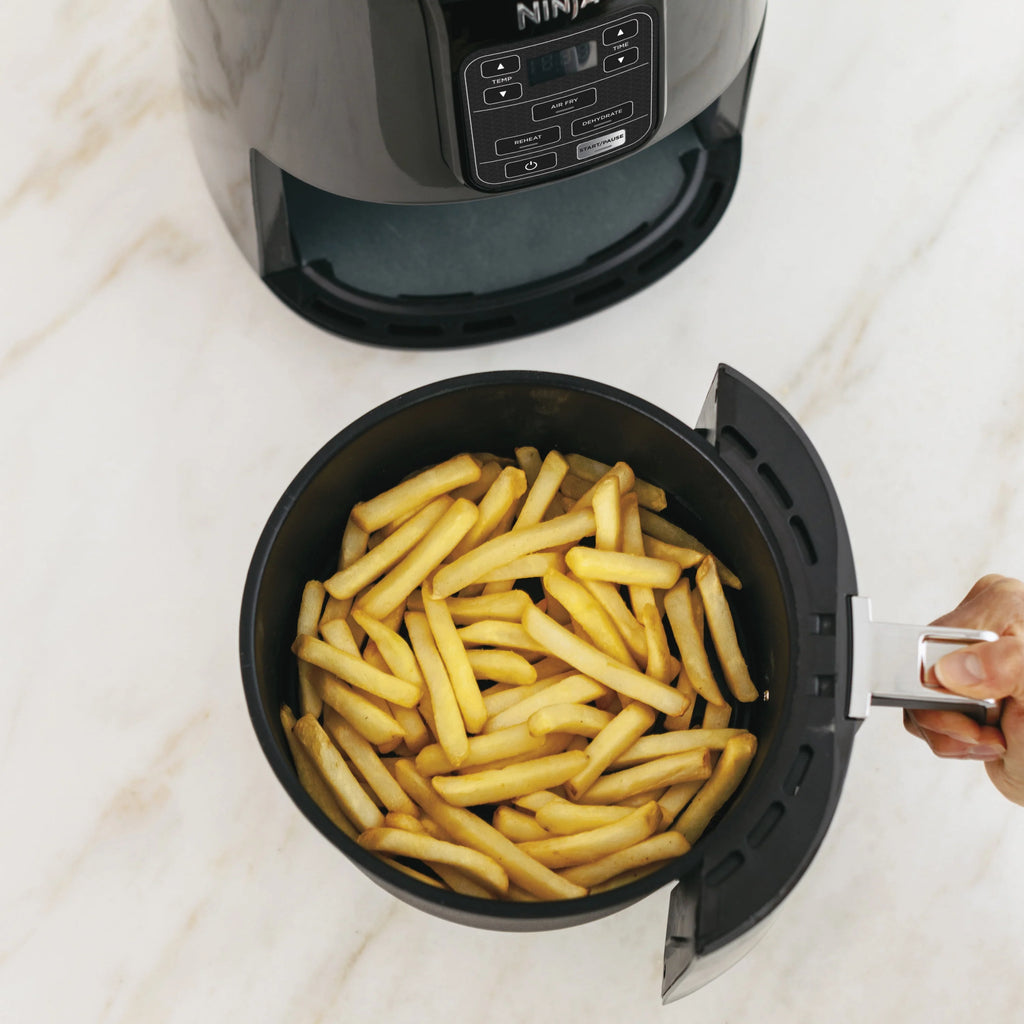 Black 4QT Air Fryer A925571