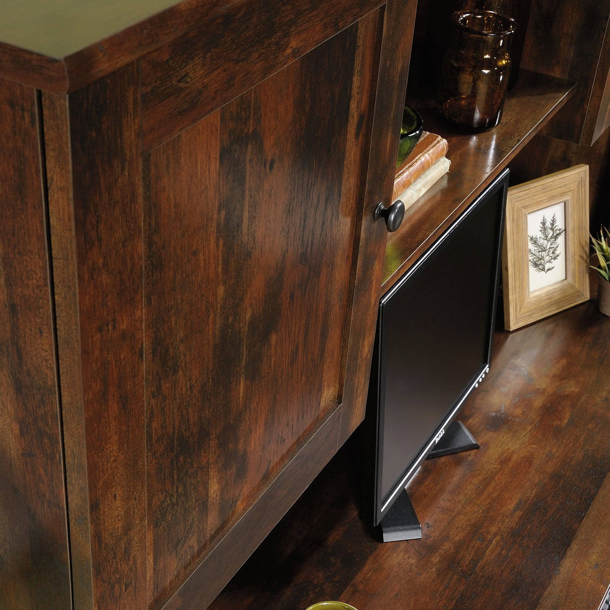Harbor View Hutch Curado Cherry M414882