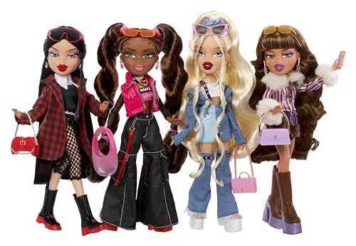 Jade Fashion Doll with 14 Accessories and Poster P996967