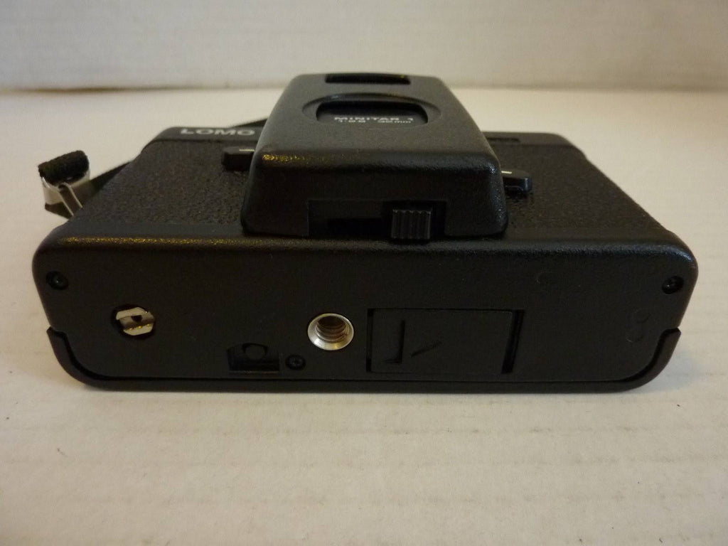 35mm Camera with 32mm Lens A497048
