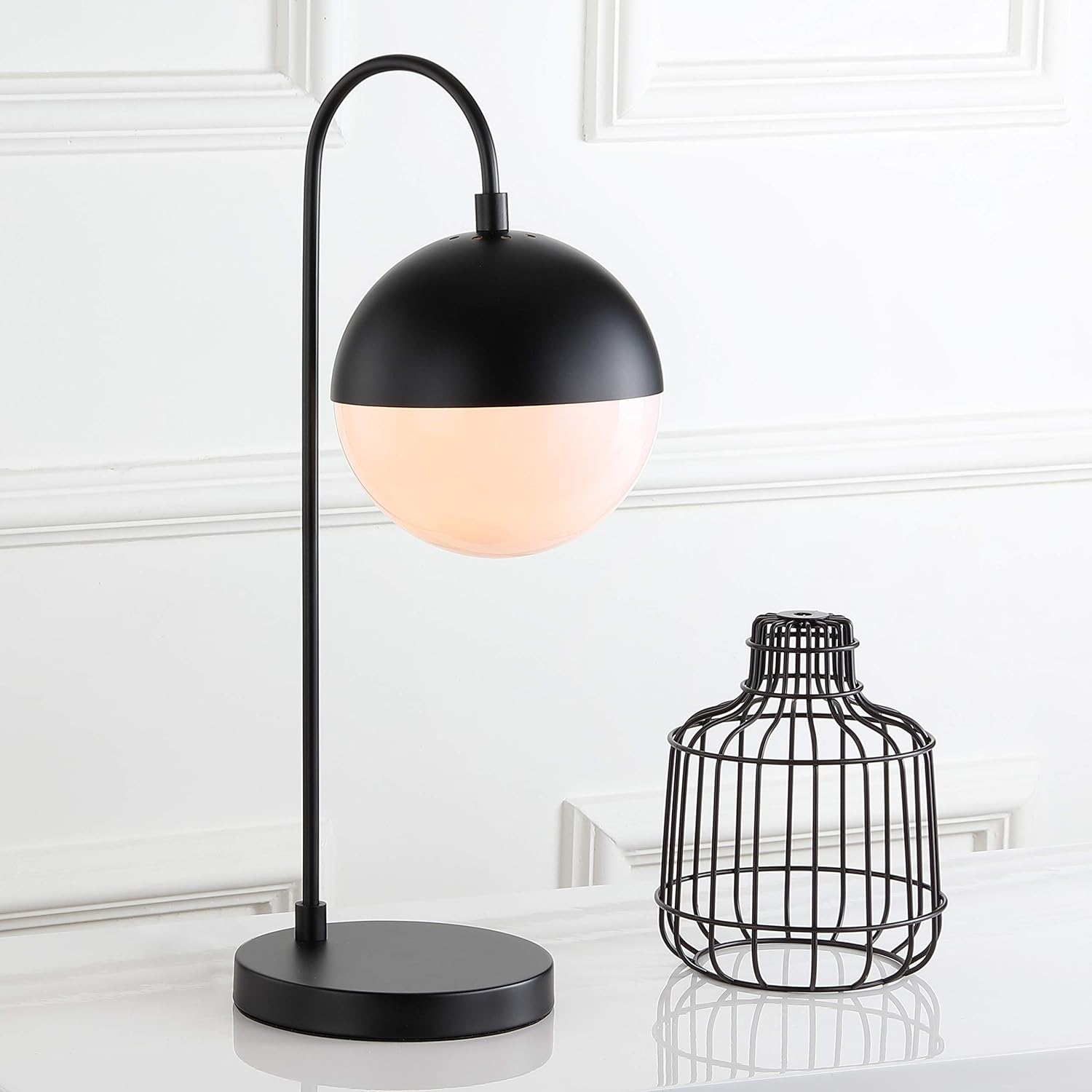 Brass Gold Orb 21-inch Table Lamp K647